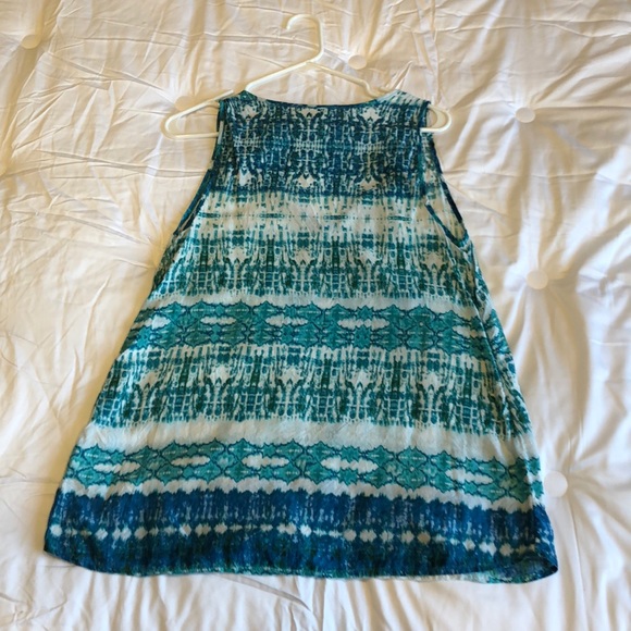 Blue and white tank from EverEve - Picture 2 of 4